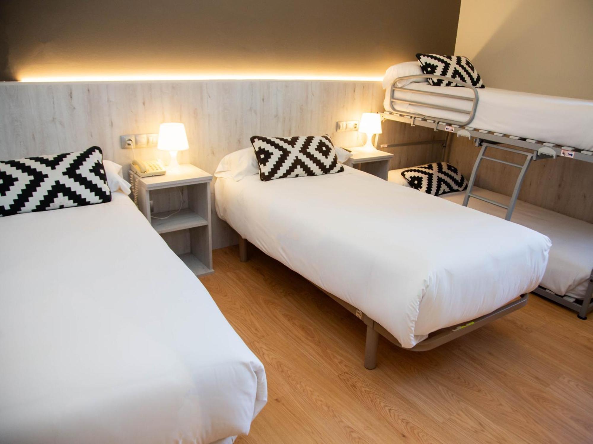 Hotel Restaurante Cadosa Soria Eksteriør bilde