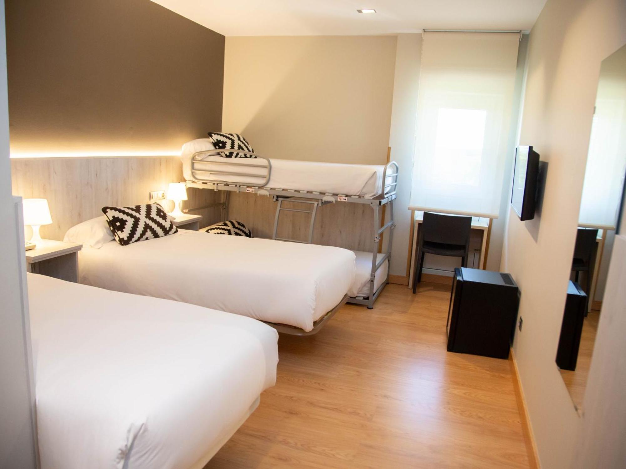 Hotel Restaurante Cadosa Soria Eksteriør bilde