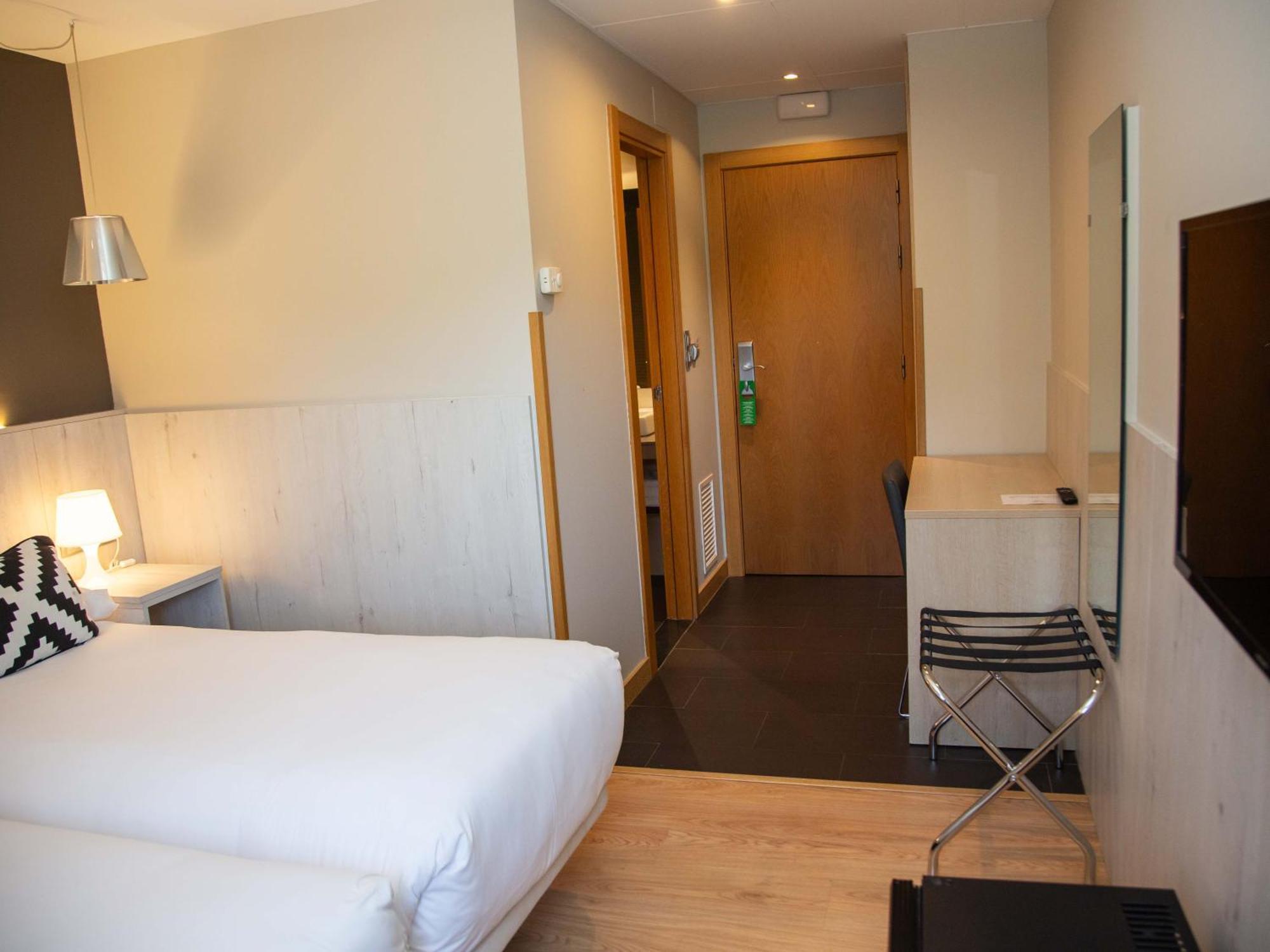 Hotel Restaurante Cadosa Soria Eksteriør bilde