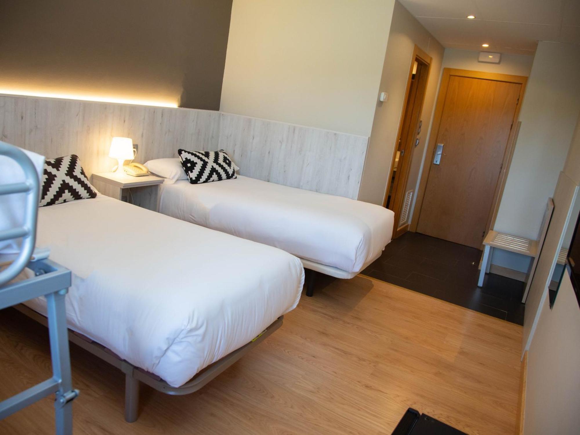 Hotel Restaurante Cadosa Soria Eksteriør bilde